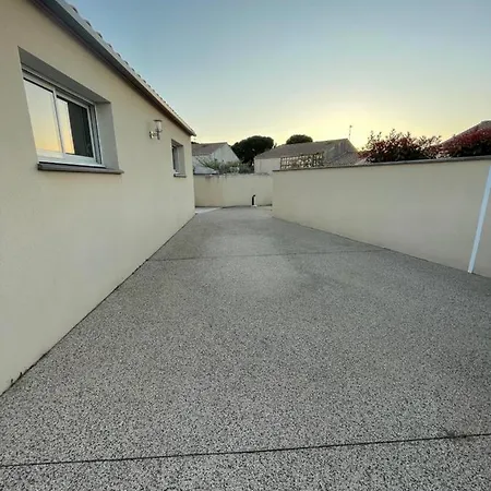 Avec Piscine Vila